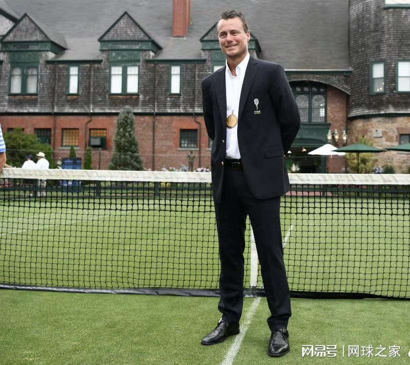 休伊特作为 休伊特作为