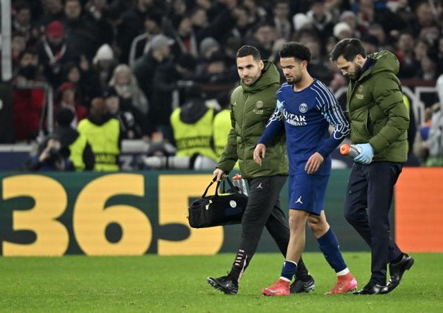 他表现挣扎, 年仅, 大任