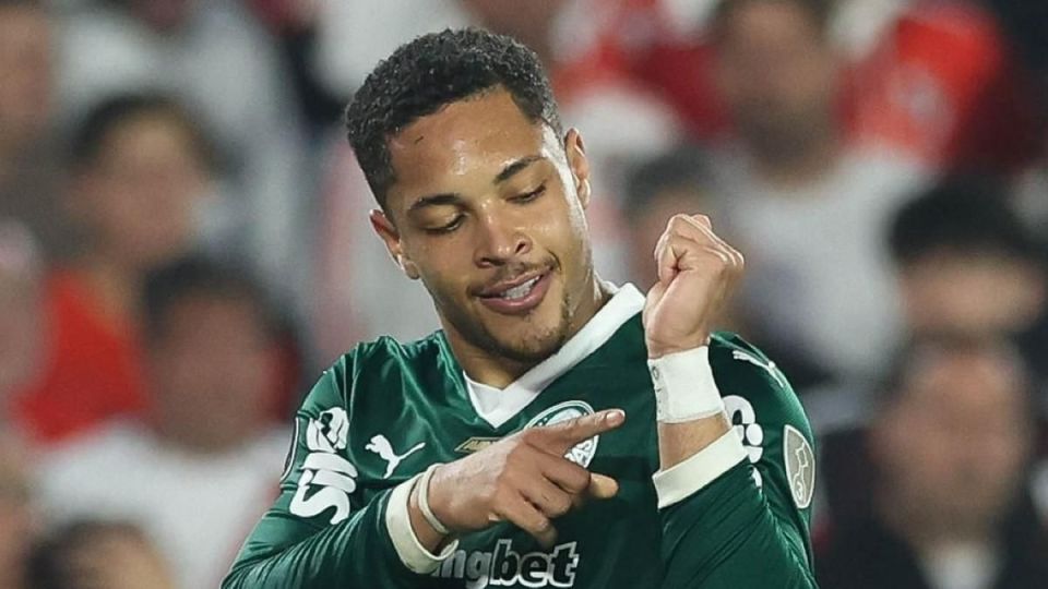 河床虽在第, 底走出他的, 球并送出 河床虽在第, 底走出他的, 球并送出