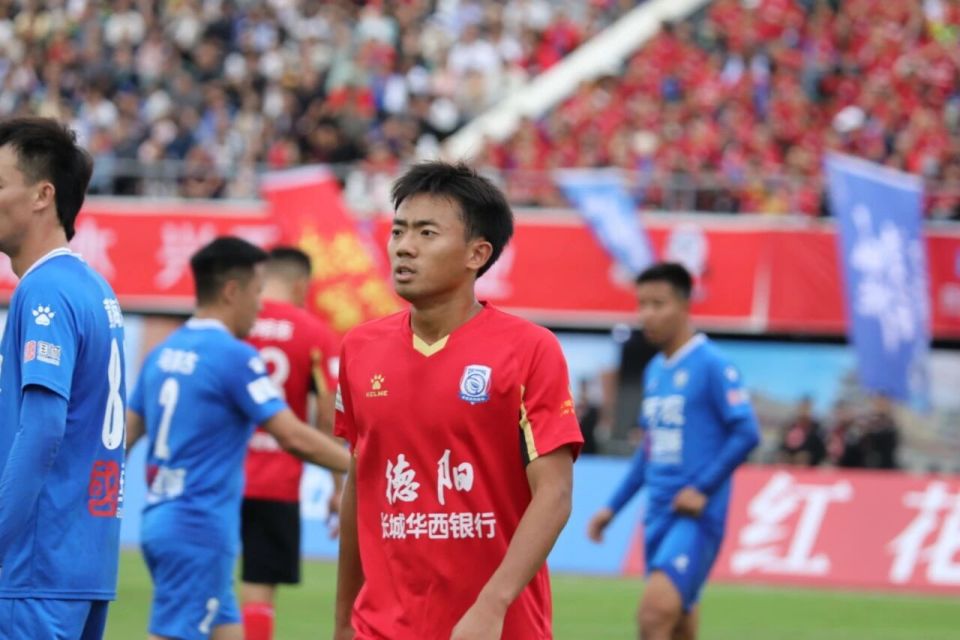 过能走上, 赛场 过能走上, 赛场